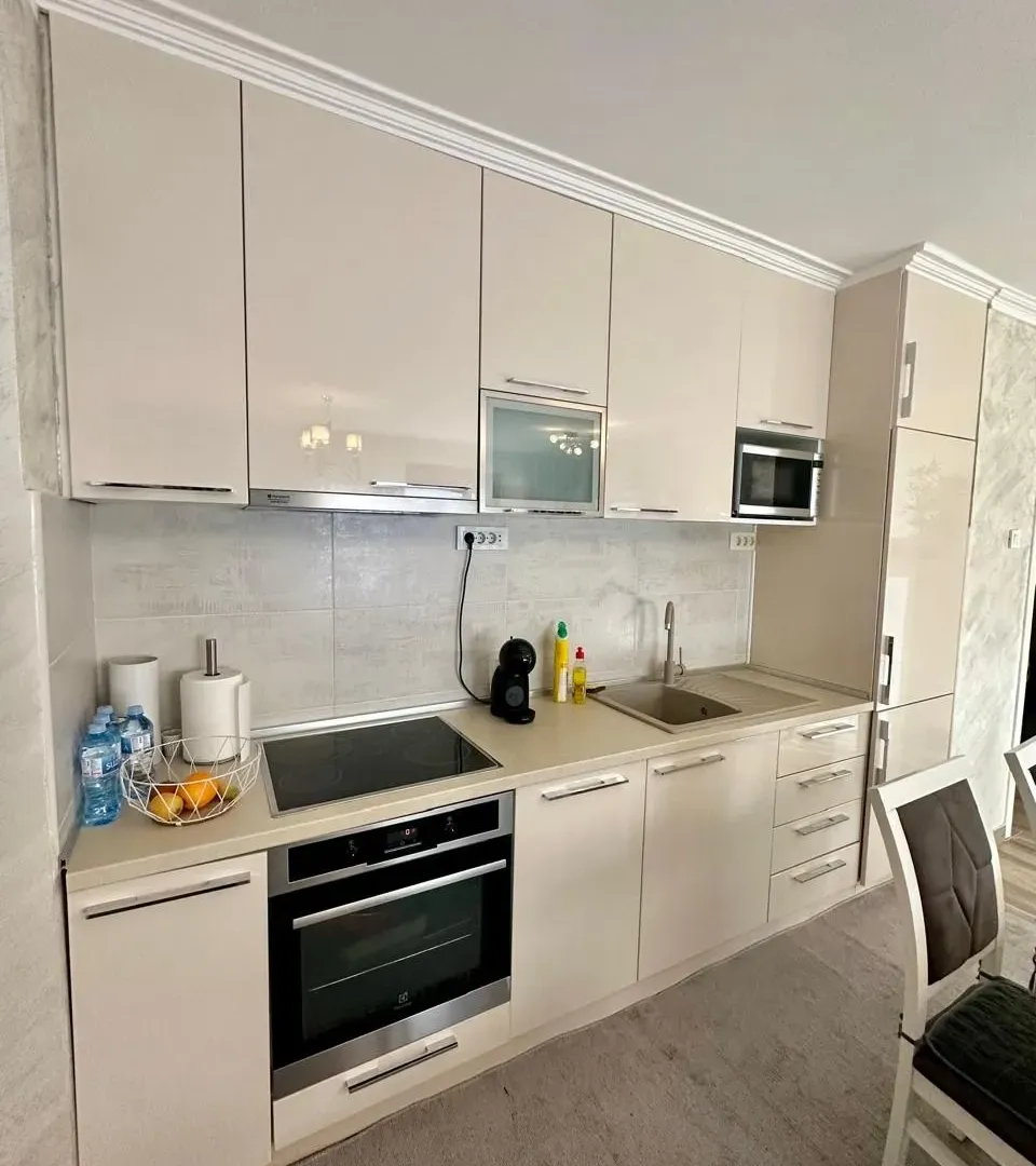 Sale, two bedroom apartment, 76m², Pržno, Budva