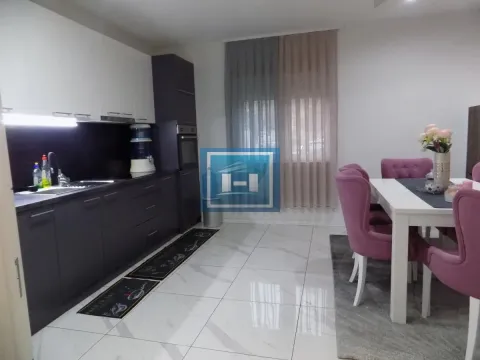 Prodaja, stan, 70m2, Jagodnjak, Paraćin Prodaja, stan, 70m2, Jagodnjak, Paraćin