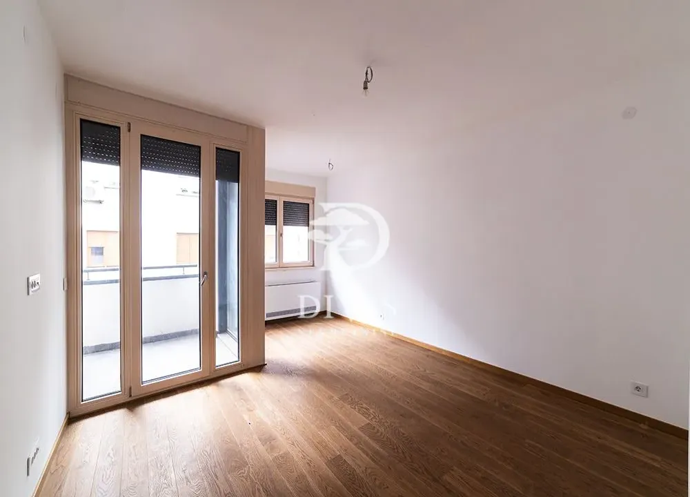 Sale, four bedroom apartment, 71m², Vračar Hram, Vračar Sve Podlokacije