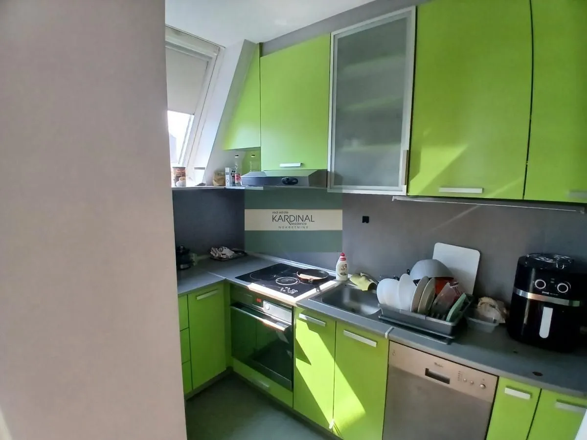Prodaja, dvosoban stan, 53m², Centar, Jagodina