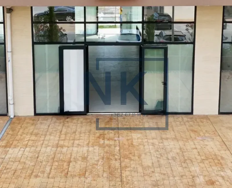 Rent, office space, 130m², City Kvart, Podgorica