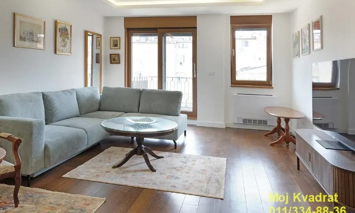 Izdavanje, četvorosoban stan, 132m², Vračar Sve Podlokacije, Beograd