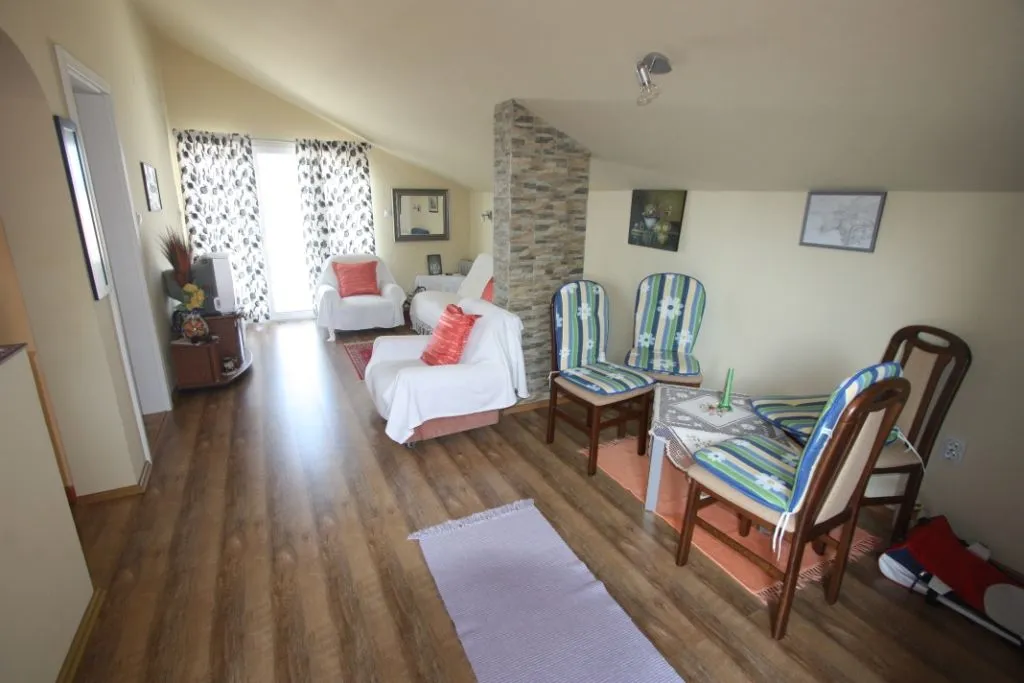 Sale, house, 130m², Utjeha, Bar