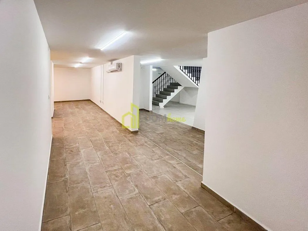 Sale, office space, 294m², Blok 5, Podgorica