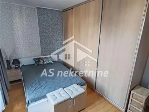 Izdavanje, dvosoban stan, 46m², Stari Grad, Beograd - image 8