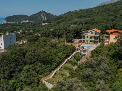 Sale, house, 274m², Buljarica, Budva - image 13