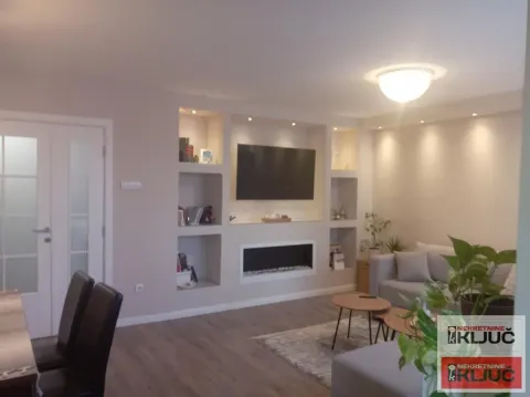 Sale, two bedroom apartment, 76m², Socijalno, Novi Sad Sve Podlokacije - image 5