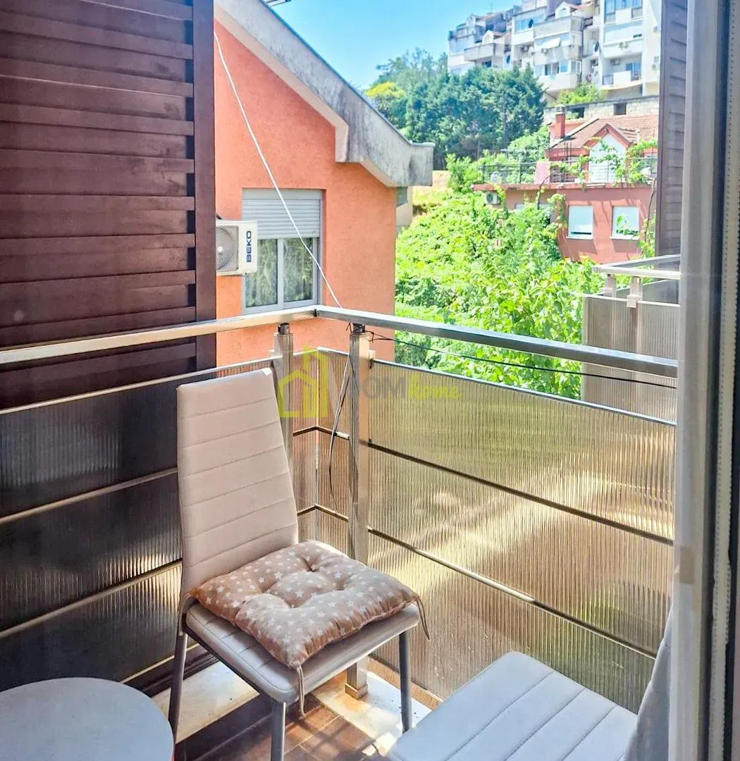 Rent, studio apartment, 26m², Momišići, Podgorica