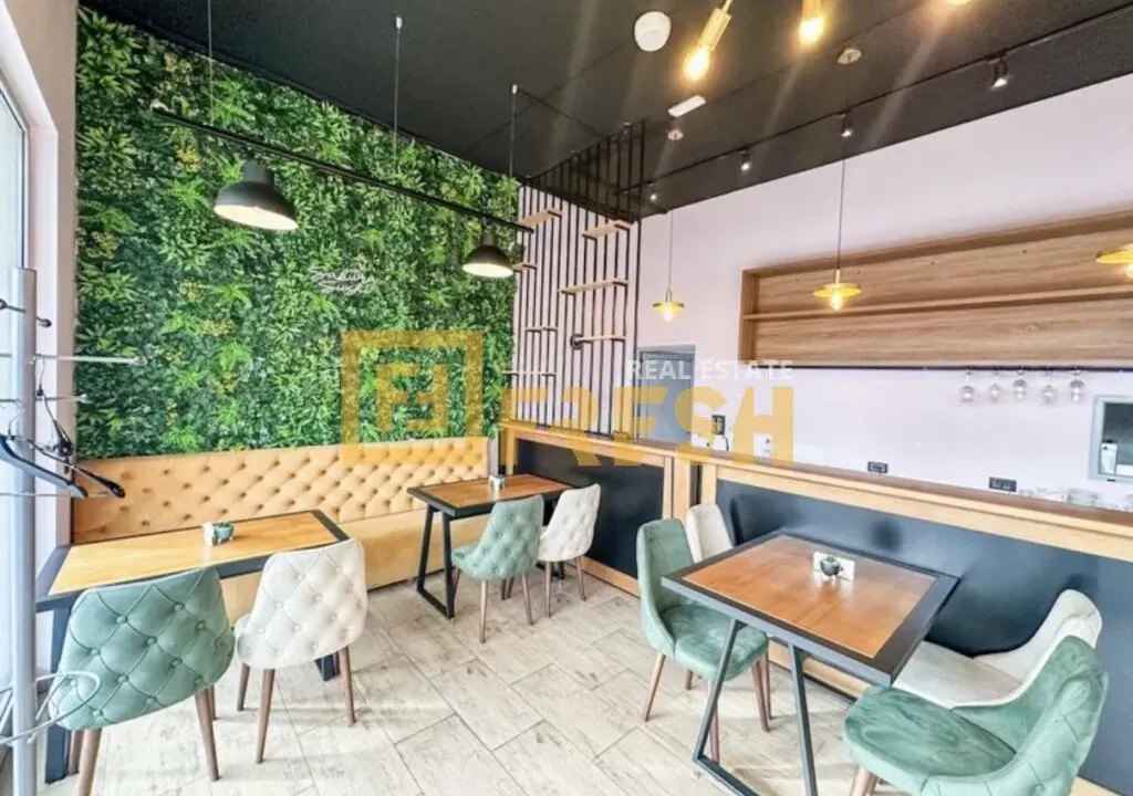 Izdavanje, poslovni prostor, 50m², Pobrežje, Podgorica