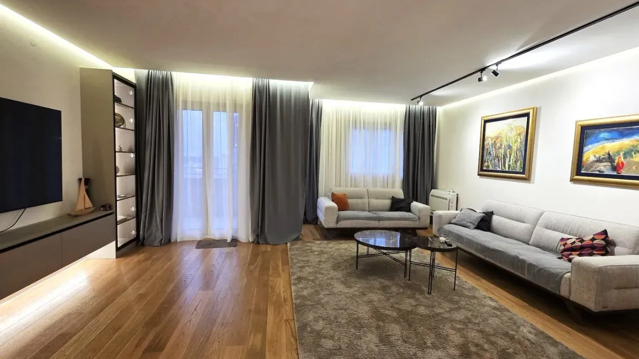 Rent, apartment, 105m², Central Point, Podgorica