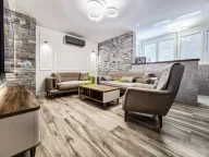 Prodaja, trosoban stan, 74m², Pobrežje, Podgorica - image 1