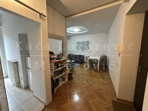 Rent, two bedroom apartment, 44m², Topličin venac, Beograd - image 5