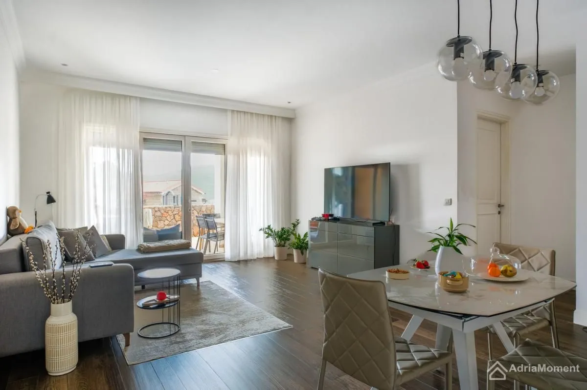 Prodaja, jednosoban stan, 67m², Luštica Bay, Tivat