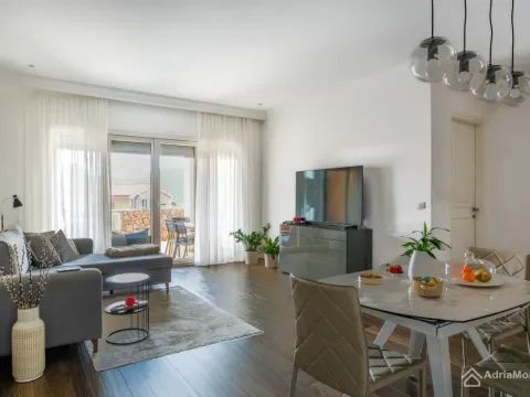 Prodaja, jednosoban stan, 67m², Luštica Bay, Tivat - image 2