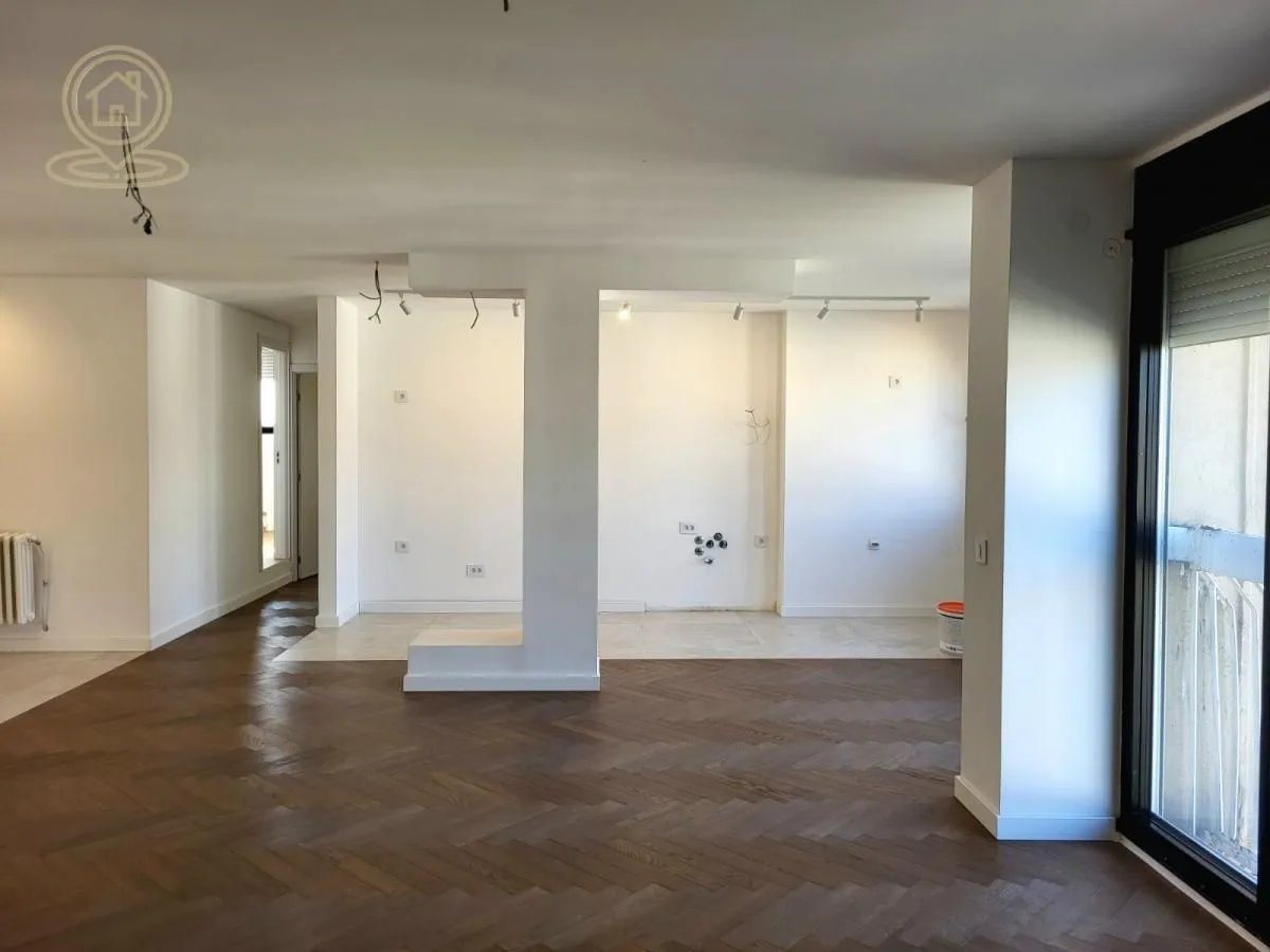 Prodaja, četvorosoban stan, 144m², Liman 4, Novi Sad Sve Podlokacije