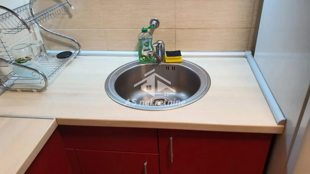 Izdavanje, dvosoban stan, 48m², Novi Beograd Blok 61, Novi Beograd Sve Podlokacije