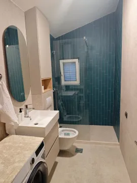 Rent, one bedroom apartment, 47m², Dobrota, Kotor - image 18