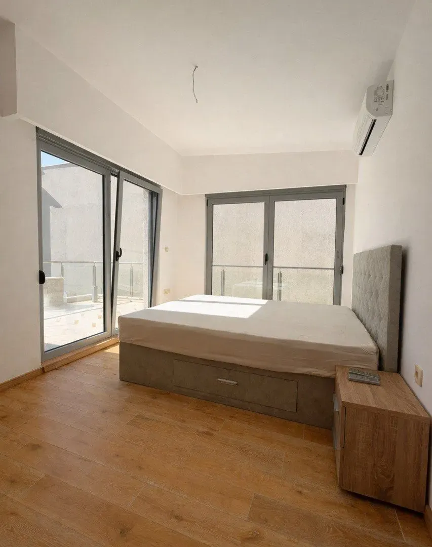 Sale, three bedroom apartment, 171m², Petrovac, Budva