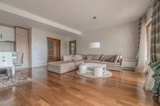 Prodaja, dvosoban stan, 80m², Rafailovići, Budva