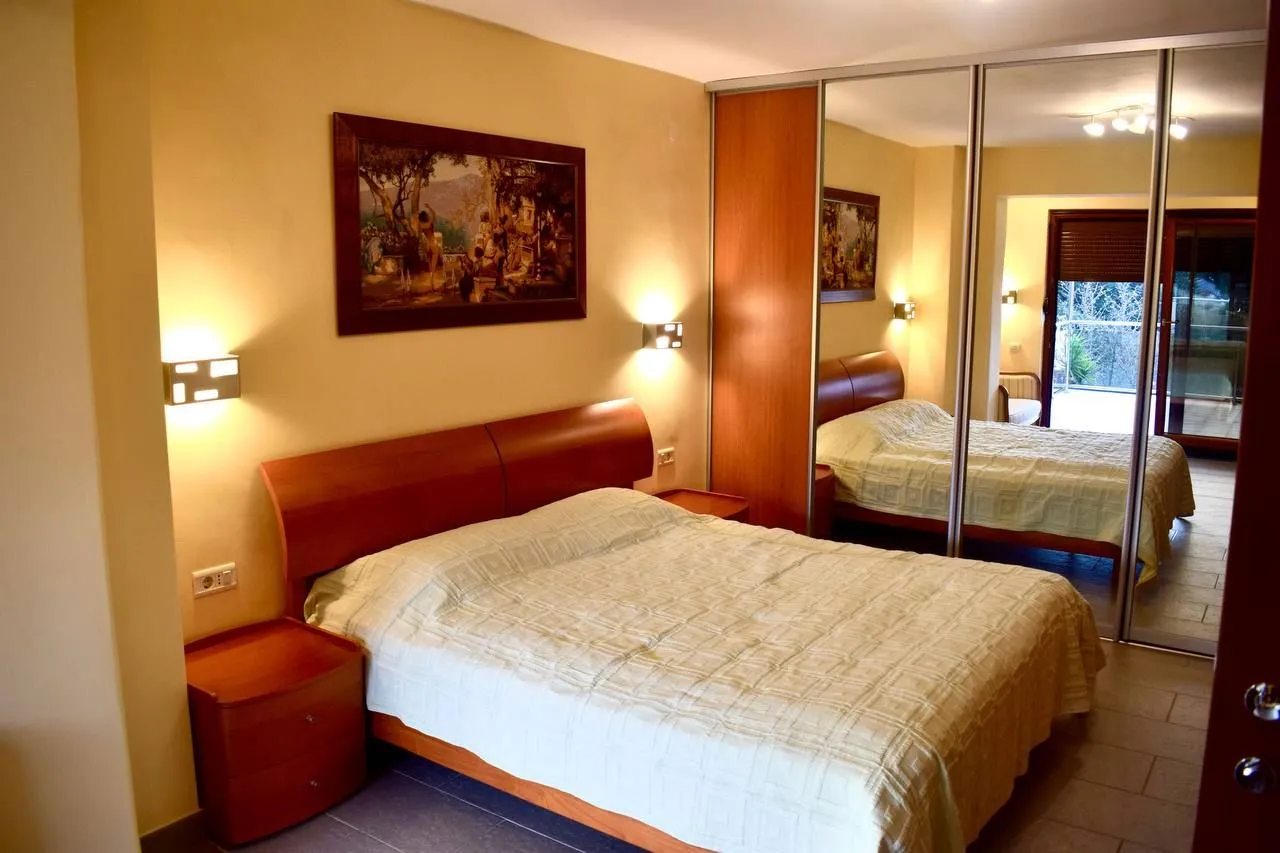 Prodaja, kuća, 217m², Petrovac, Budva