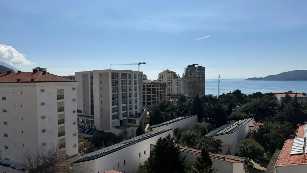 Sale, three bedroom apartment, 115m², Bečići, Budva