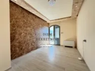 Prodaja, kuća, 320m², Zlatica, Podgorica - image 5