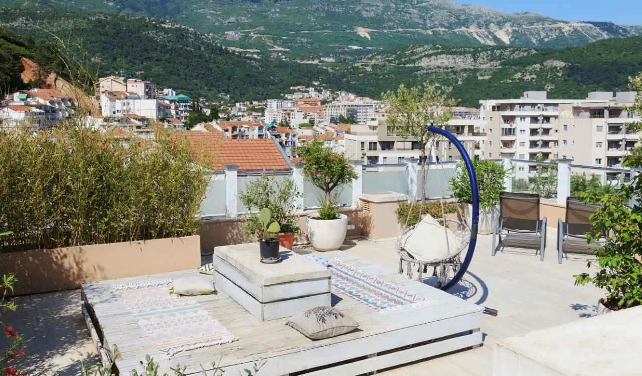 Prodaja, trosoban stan, 85m², Centar, Budva