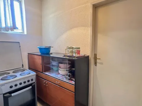 Sale, house, 95m², Momišići, Podgorica - image 6