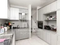 Prodaja, kuća, 250m², Tološi, Podgorica - image 17