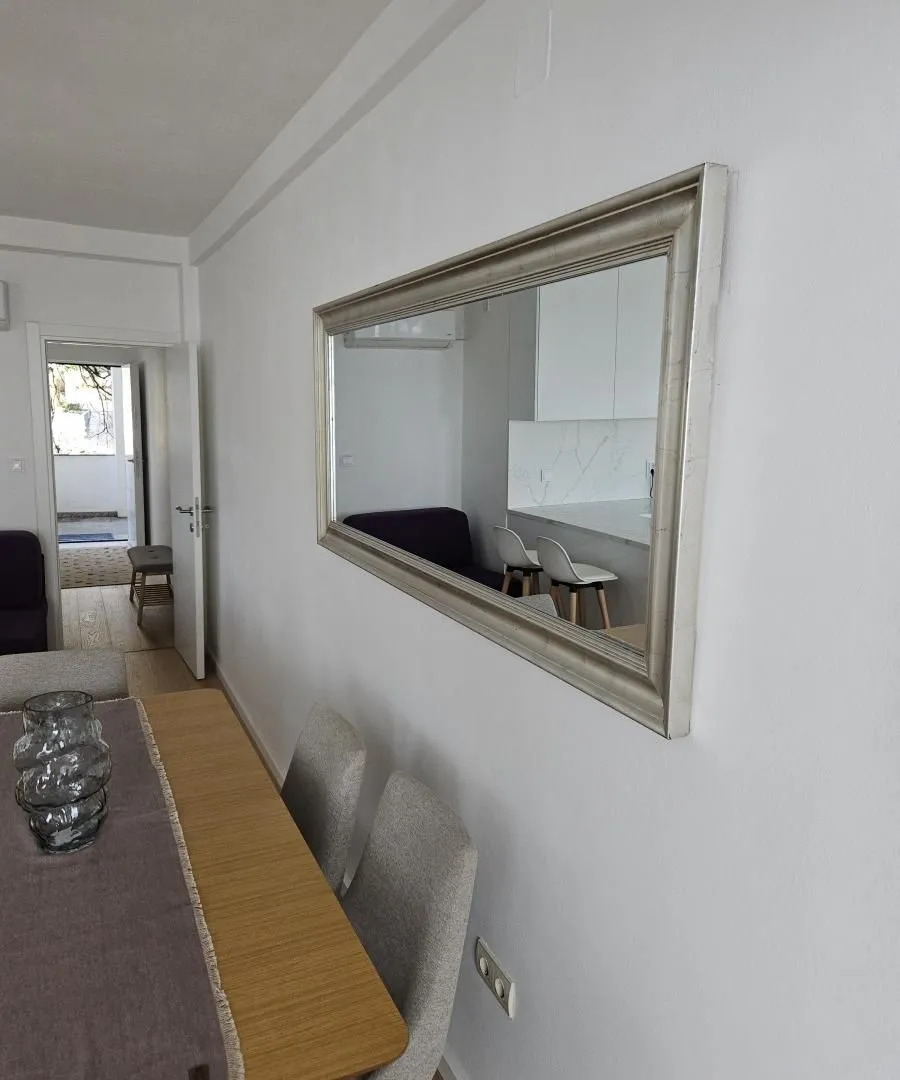 Rent, one bedroom apartment, 56m², Kalimanj, Tivat