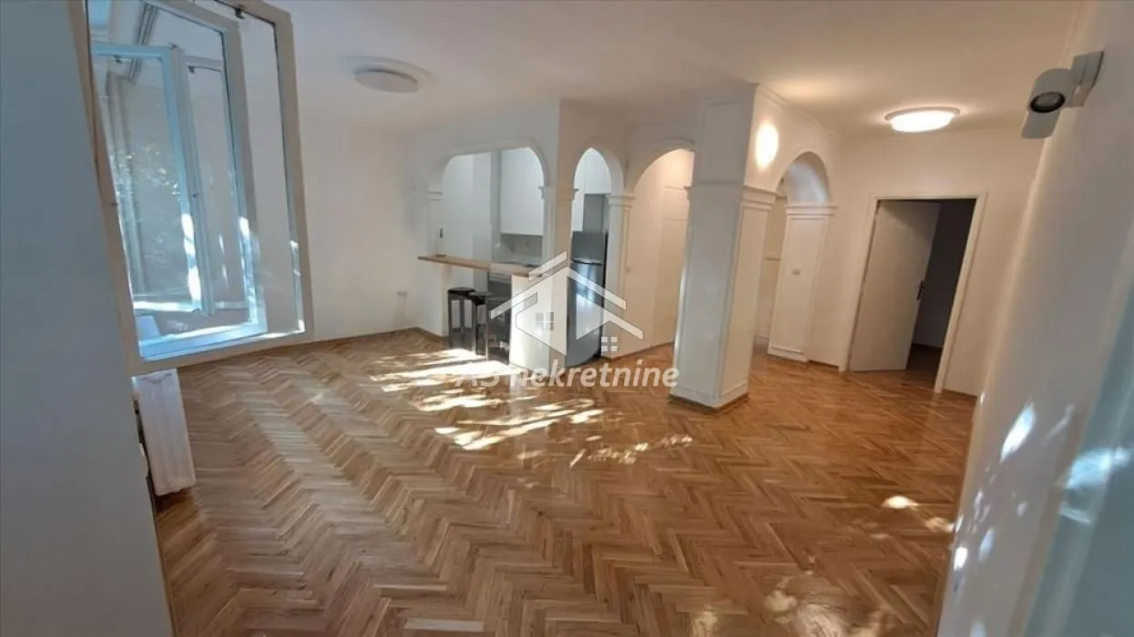 Izdavanje, četvorosoban stan, 70m², Stari Grad, Beograd