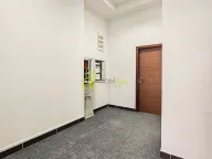 Izdavanje, poslovni prostor, 224m², Preko Morače, Podgorica - image 11