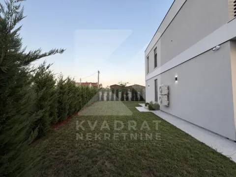 Sale, house, 225m², Gornja Gorica, Podgorica - image 29
