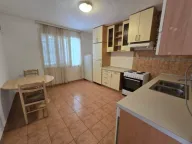 Prodaja, kuća, 180m², Tološi, Podgorica - image 7