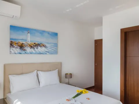 Sale, one bedroom apartment, 73m², Bečići, Budva - image 7