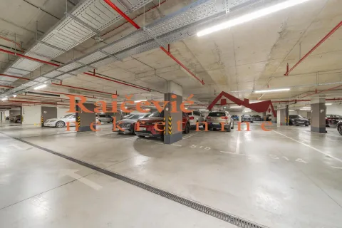 Izdavanje, trosoban stan, 76m², Savski Venac, Beograd - image 20