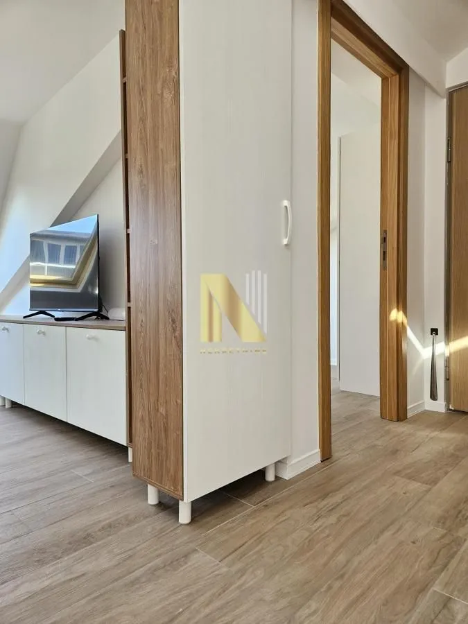 Prodaja, jednosoban stan, 32m², Centar, Novi Sad