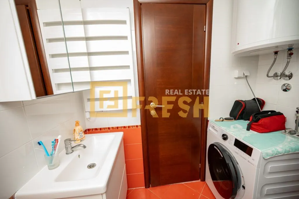 Izdavanje, trosoban stan, 80m², City Kvart, Podgorica