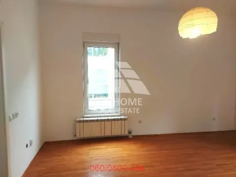 Rent, house, 300m², Savski Venac, Beograd - image 7