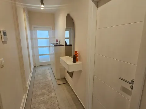 Sale, one bedroom apartment, 70m², Pobrežje, Podgorica - image 3
