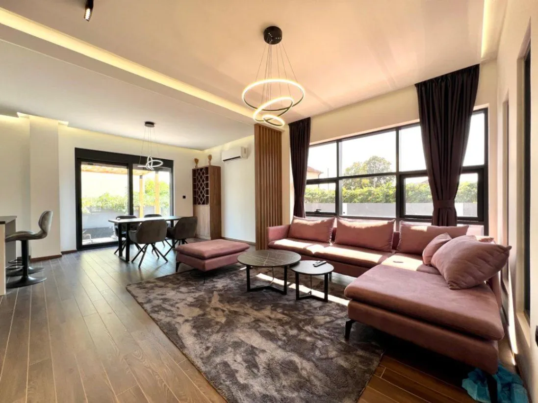 Prodaja, kuća, 150m², Donja Gorica, Podgorica