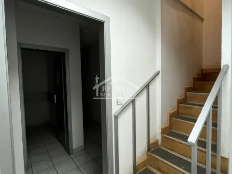 Rent, office space, 138m², Centar, Smederevo - image 8