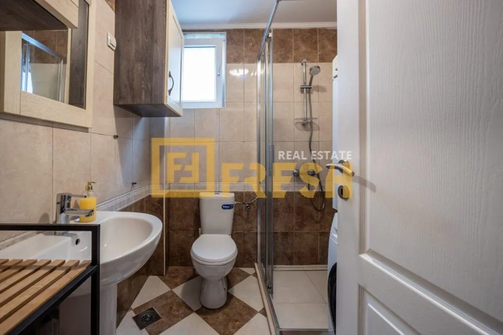 Prodaja, dvosoban stan, 70m², Cetinje, Crna Gora