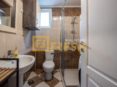 Prodaja, dvosoban stan, 70m², Cetinje, Crna Gora - image 15