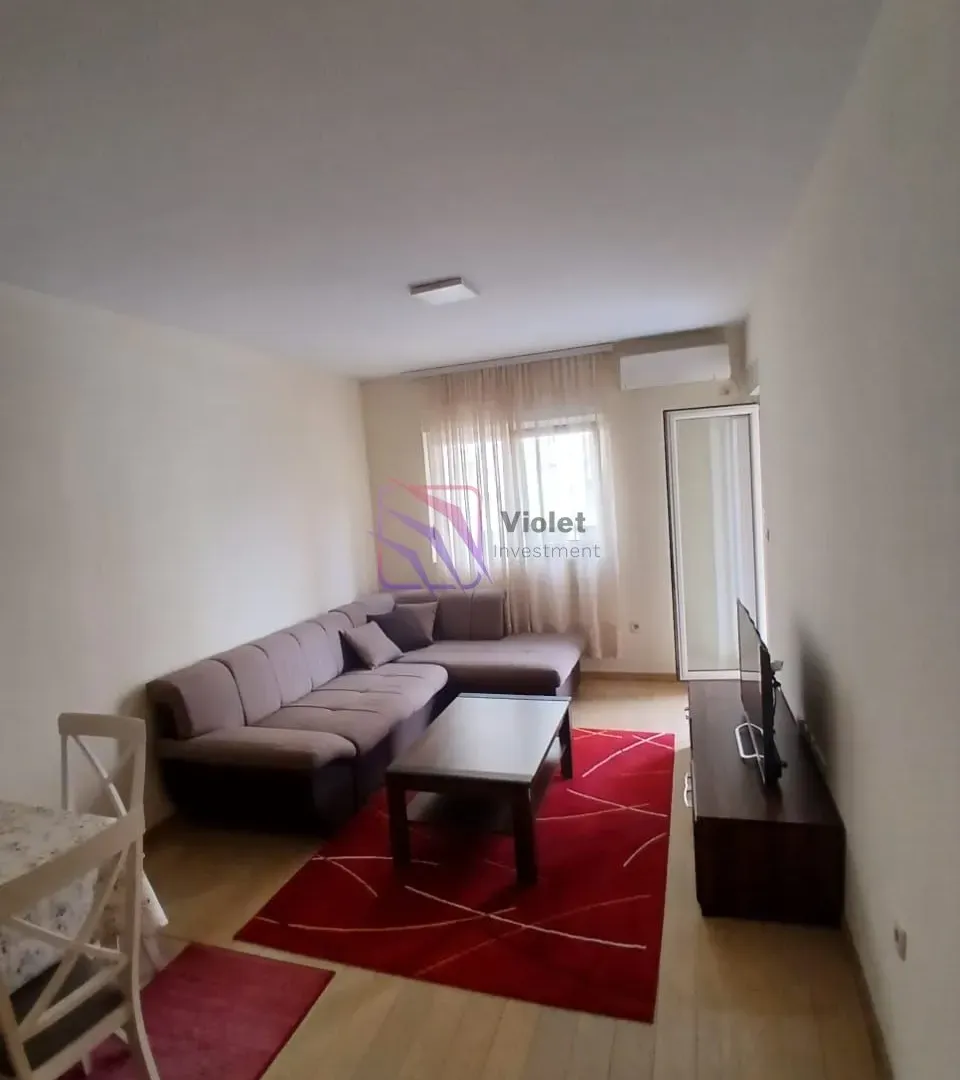 Izdavanje, jednosoban stan, 45m², City Kvart, Podgorica