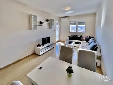 Sale, one bedroom apartment, 47m², City Kvart, Podgorica - image 1