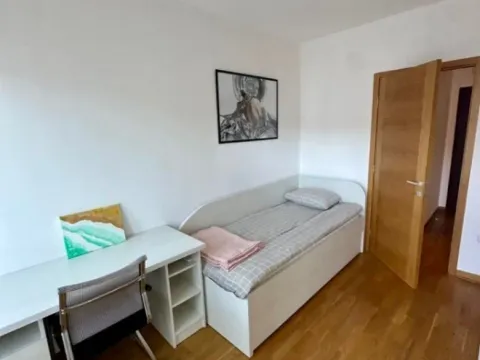 Izdavanje, dvosoban stan, 64m², City Kvart, Podgorica - image 9