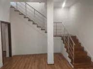 Izdavanje, poslovni prostor, 137m², Centar, Podgorica - image 3