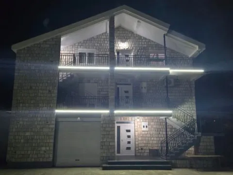 Rent, house, 360m², Zagorič, Podgorica - image 5