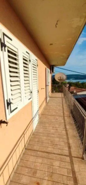 Prodaja, kuća, 230m², Tivat, Crna Gora